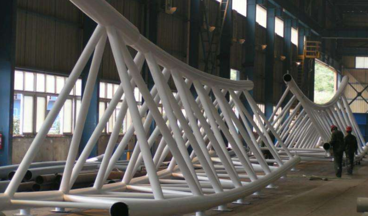 莱西管廊钢结构与桁架结构的管道支架应该如何区分